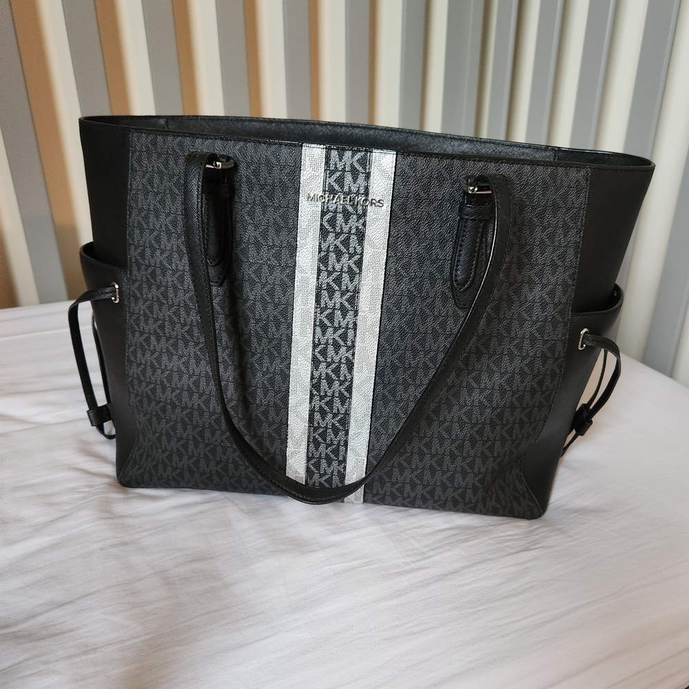 NWOT Michael Kors Black Gray Tote Bag